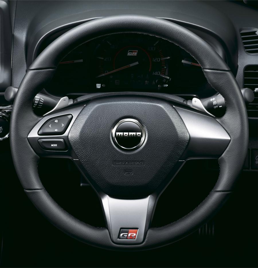 Панель приборов Daihatsu Copen GR Sport 2019 года  (фото 13 из 40)